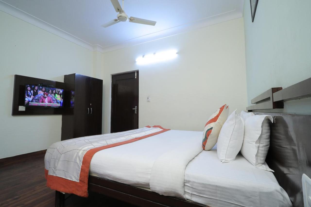 Hotel Vivek Continental Gwalior Exterior photo
