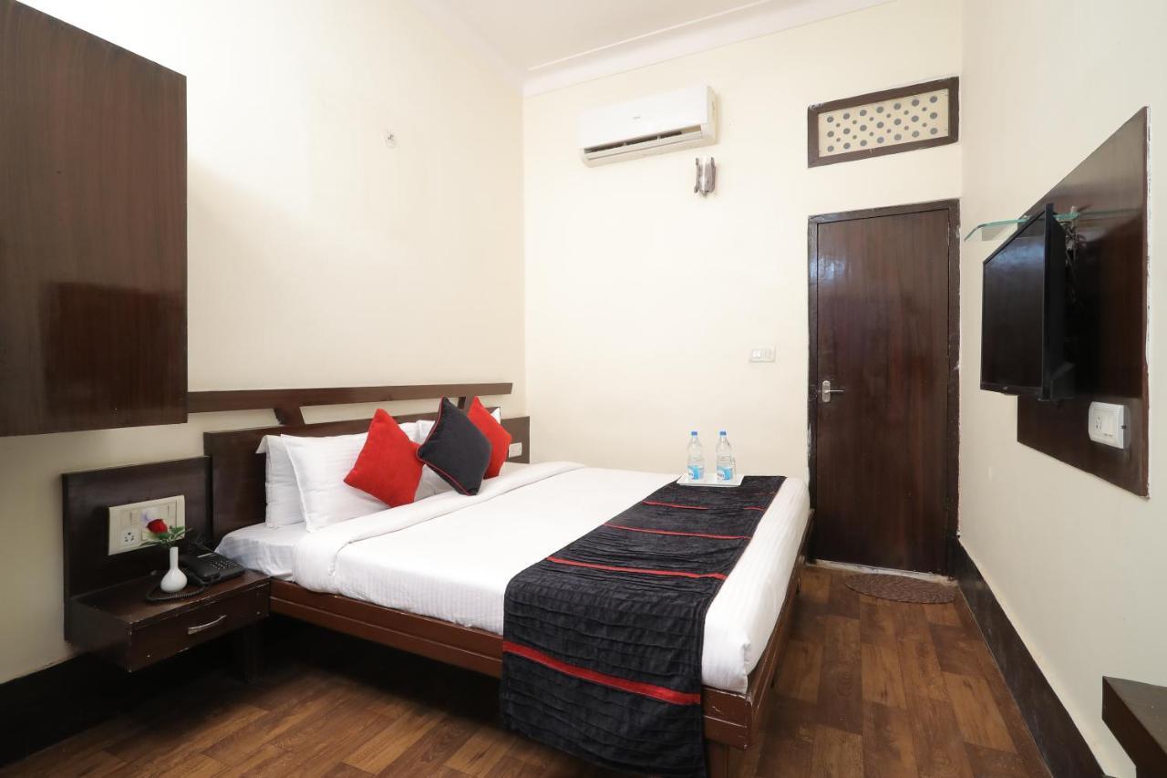 Hotel Vivek Continental Gwalior Exterior photo