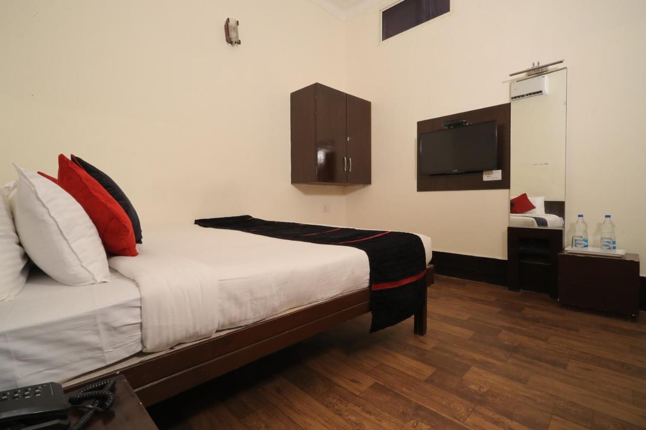 Hotel Vivek Continental Gwalior Exterior photo